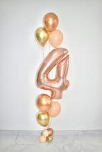 Load image into Gallery viewer, Single Foil Number with 7 Latex balloons
