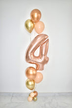 Load image into Gallery viewer, Single Foil Number with 7 Latex balloons